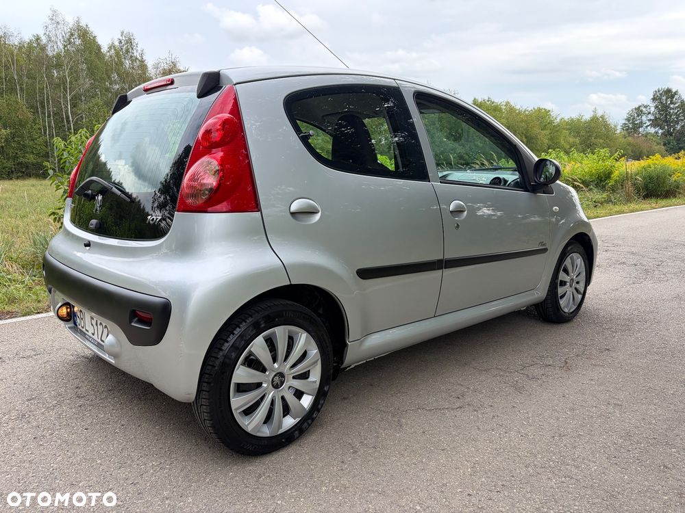 Peugeot 107 - 14
