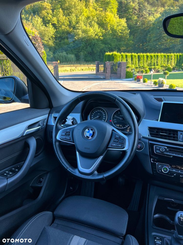 BMW X1 xDrive20d - 23
