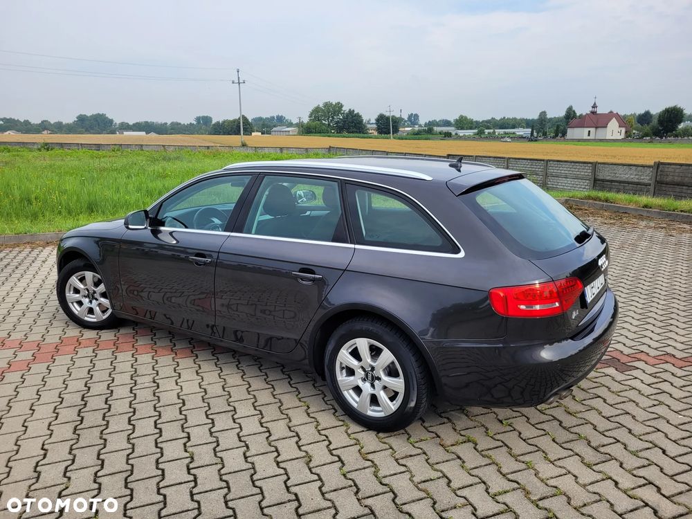 Audi A4 Avant 2.0 TDI Quattro - 33