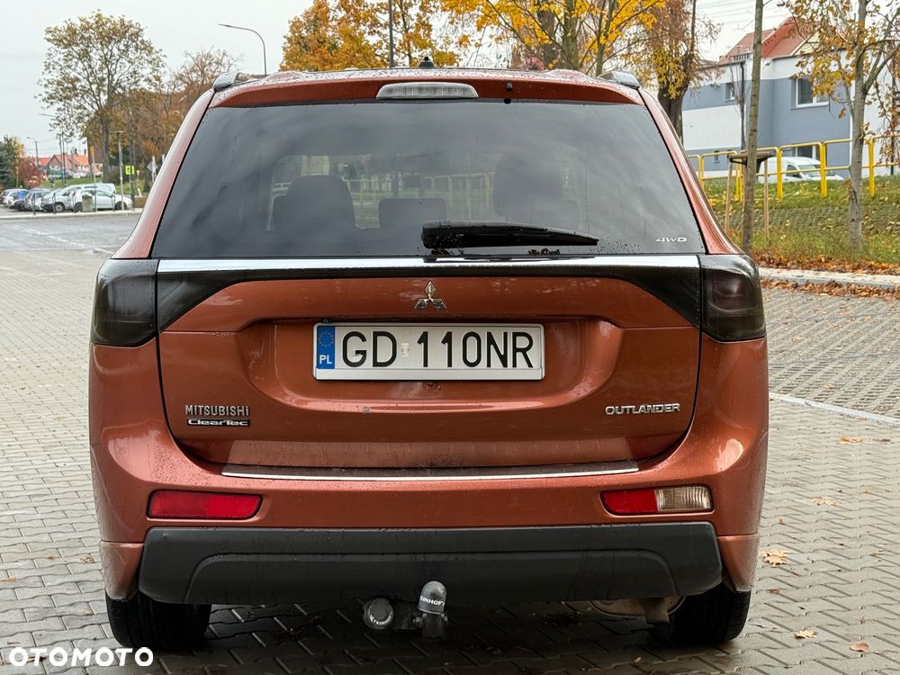 Mitsubishi Outlander 2.2 DI-D 4WD Invite - 8