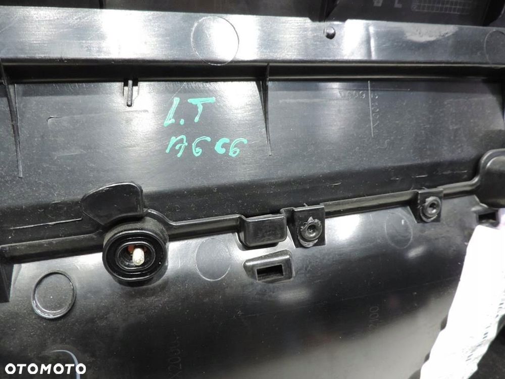 TAPICERKA DRZWI LEWY TYŁ AUDI A6 C6 - 8