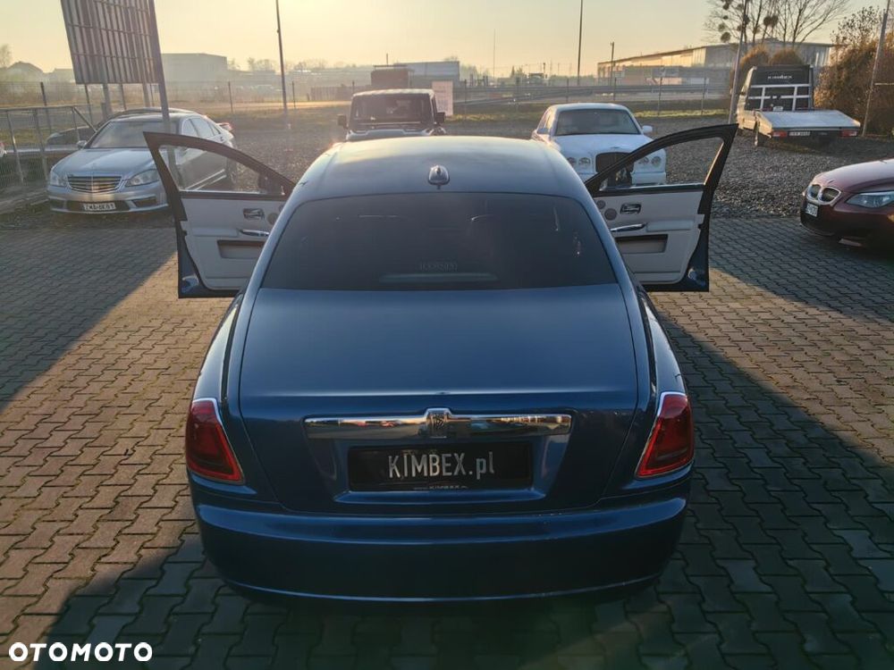 Rolls-Royce Ghost - 4