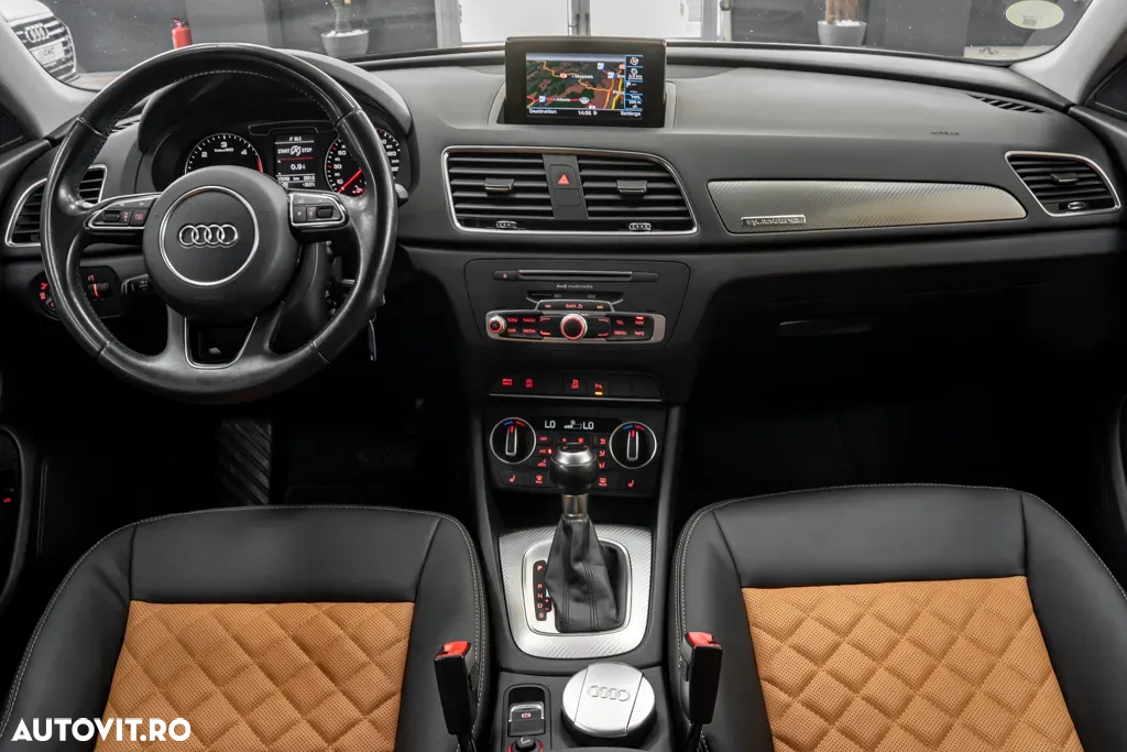 Audi Q3 2.0 TDI Quattro Stronic Design - 7