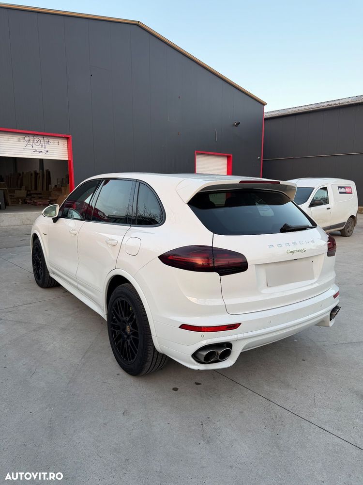 Porsche Cayenne S E-Hybrid Platinum Edition - 5