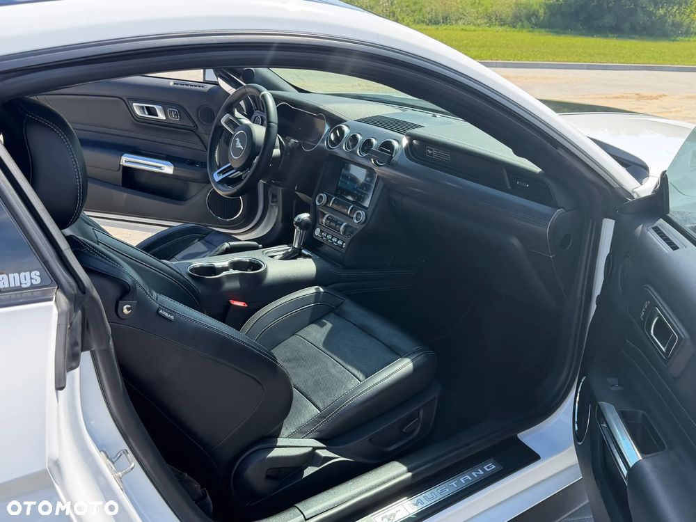 Ford Mustang - 15