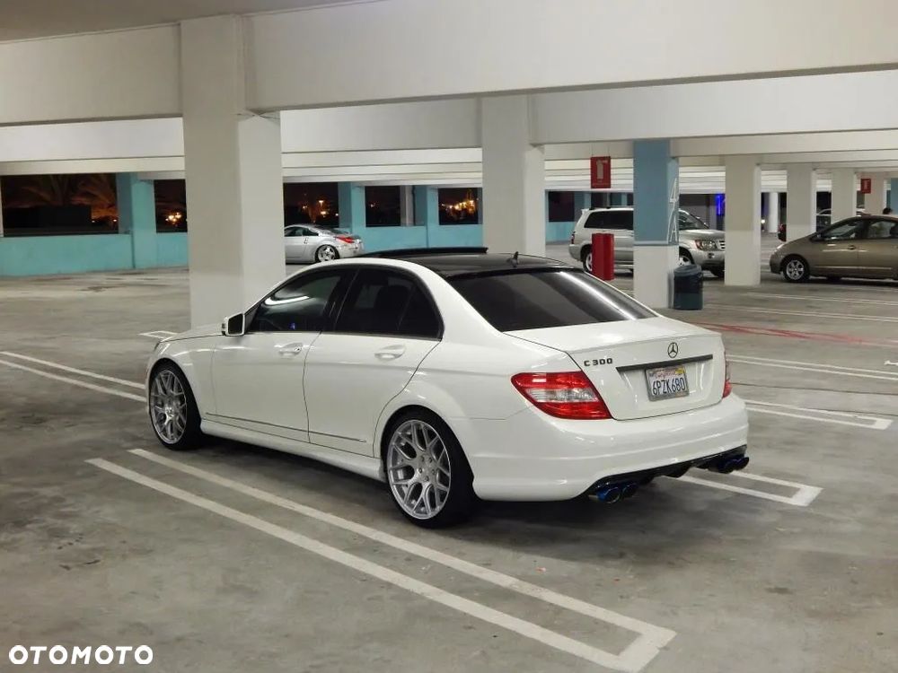 MERCEDES W204 SPOILER AMG LOTKA NA KLAPĘ PODKŁAD!! - 4