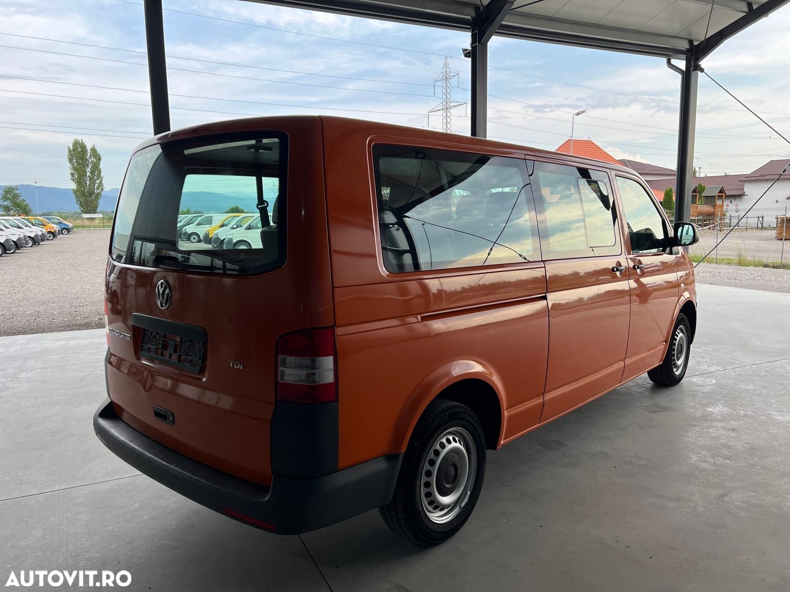 Volkswagen Transporter - 3