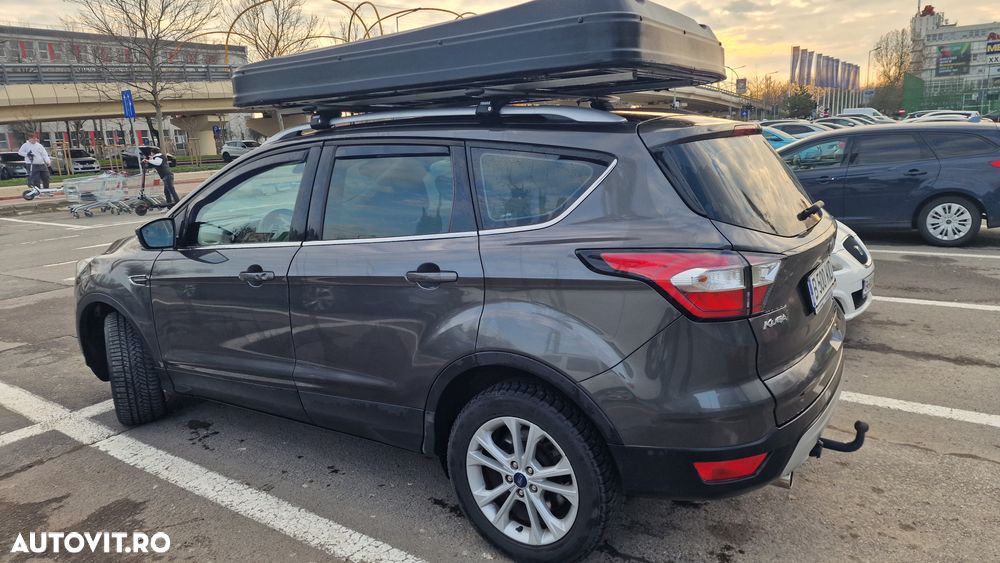 Ford Kuga 2.0 TDCi 4WD Powershift Titanium - 2