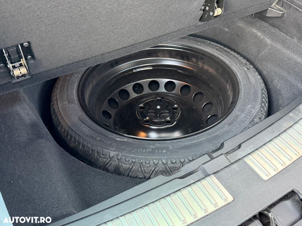 Renault Megane ENERGY TCe 140 EDC BOSE EDITION - 21