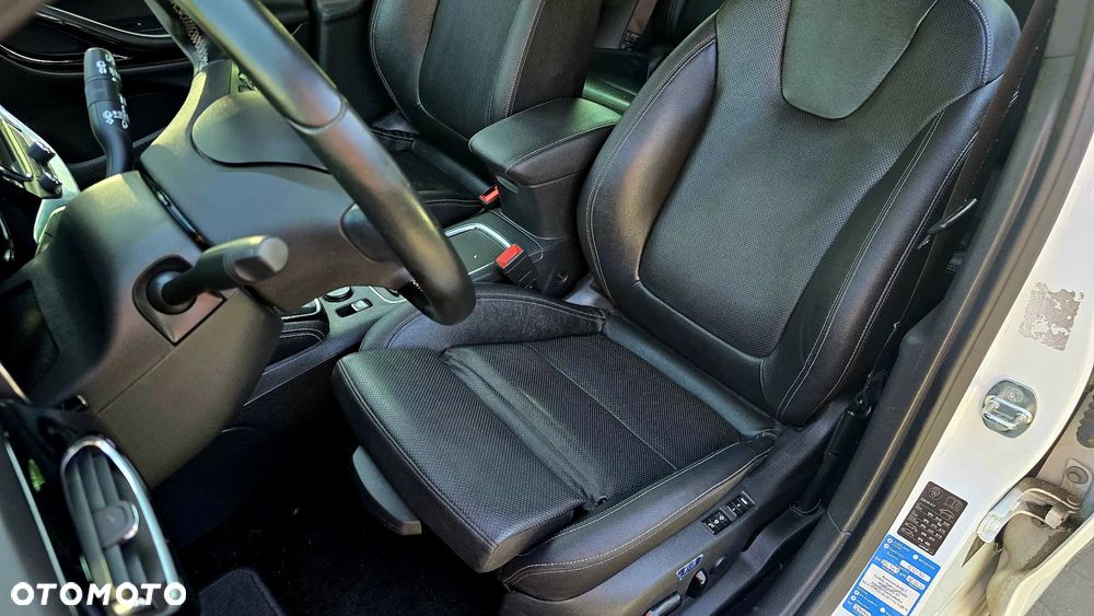 Opel Astra 1.6 Turbo Start/Stop Ultimate - 25