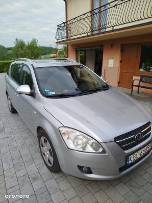 Kia Ceed 1.6 Crdi Comfort - 1