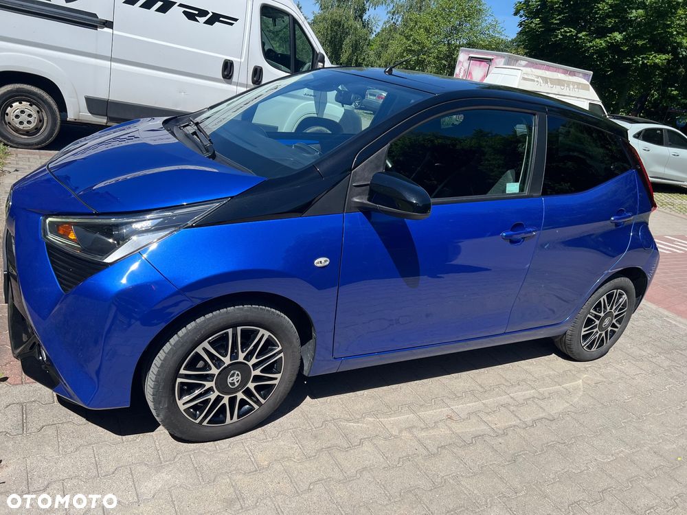 Toyota Aygo x.shift x-play connect - 7