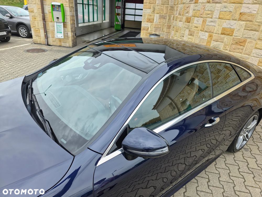 Mercedes-Benz Klasa E 220 d 4-Matic 9G-TRONIC - 29