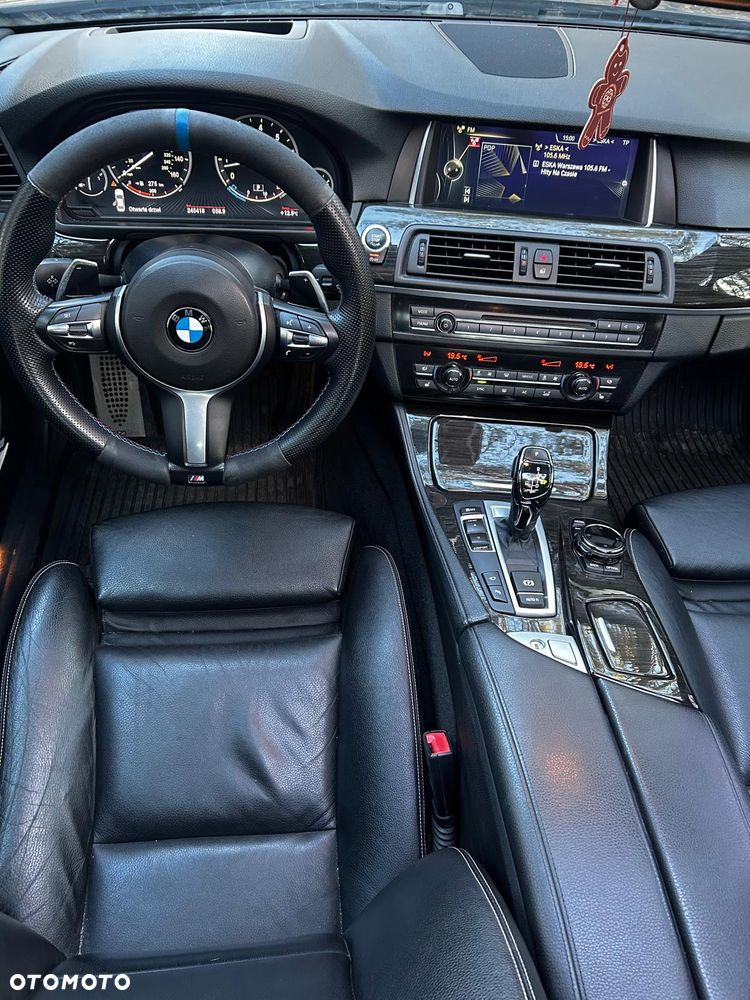 BMW Seria 5 550i - 9