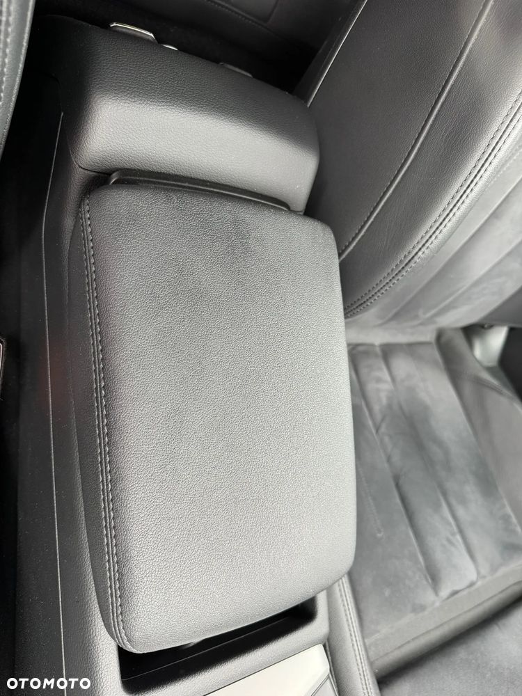 Audi A4 Limousine - 15