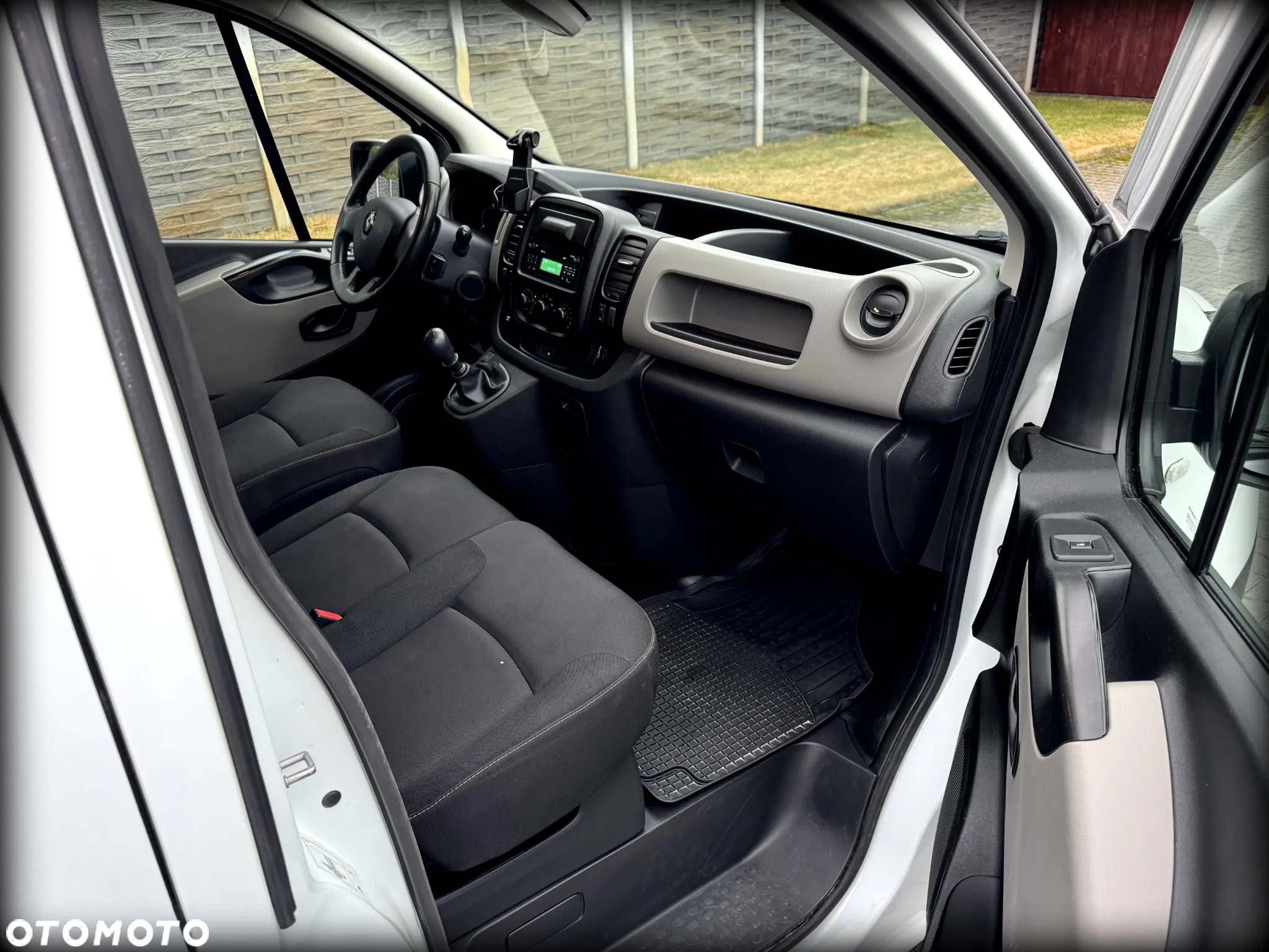 Renault TRAFIC - 27
