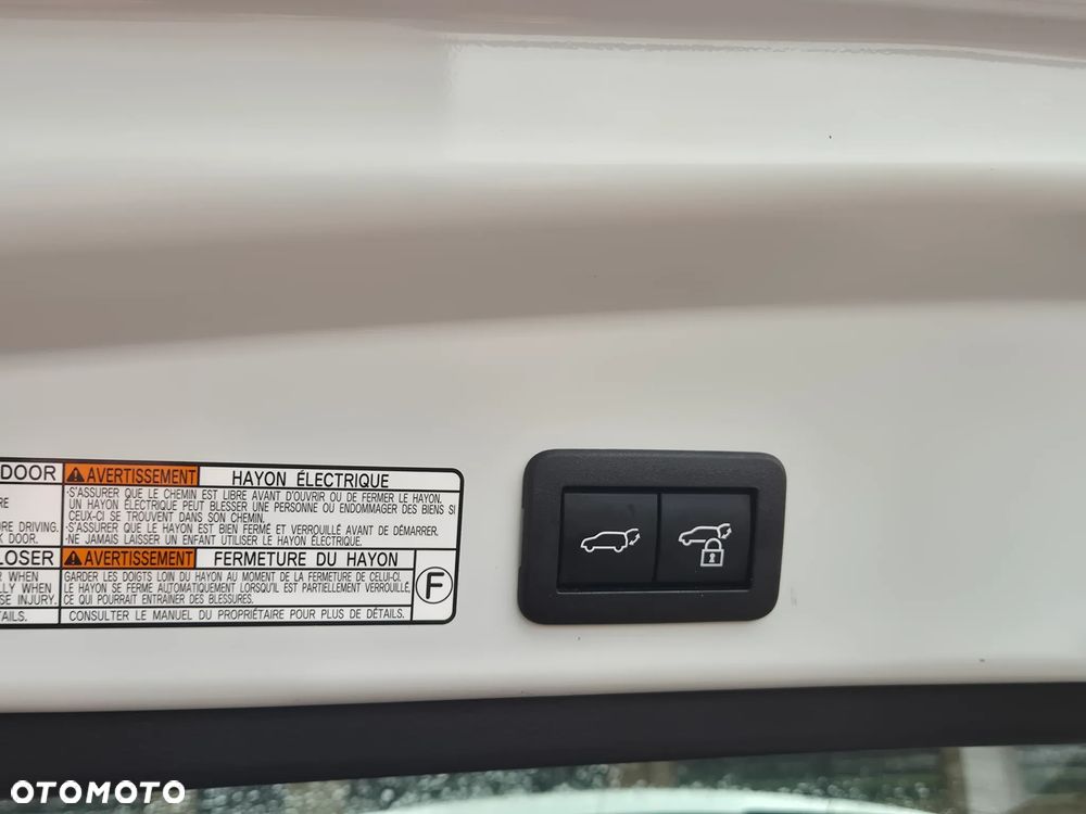 Toyota Corolla Cross - 19