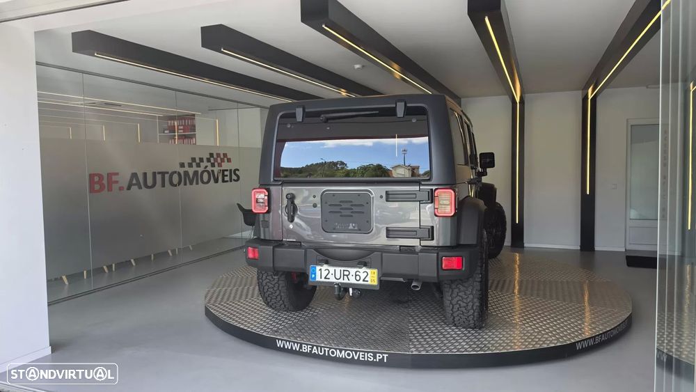 Jeep Wrangler Unlimited 2.8 CRD Sahara AT - 23