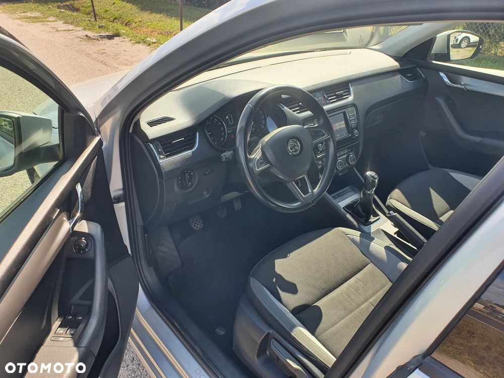 Skoda Octavia 1.6 TDI (Green tec) Joy - 9