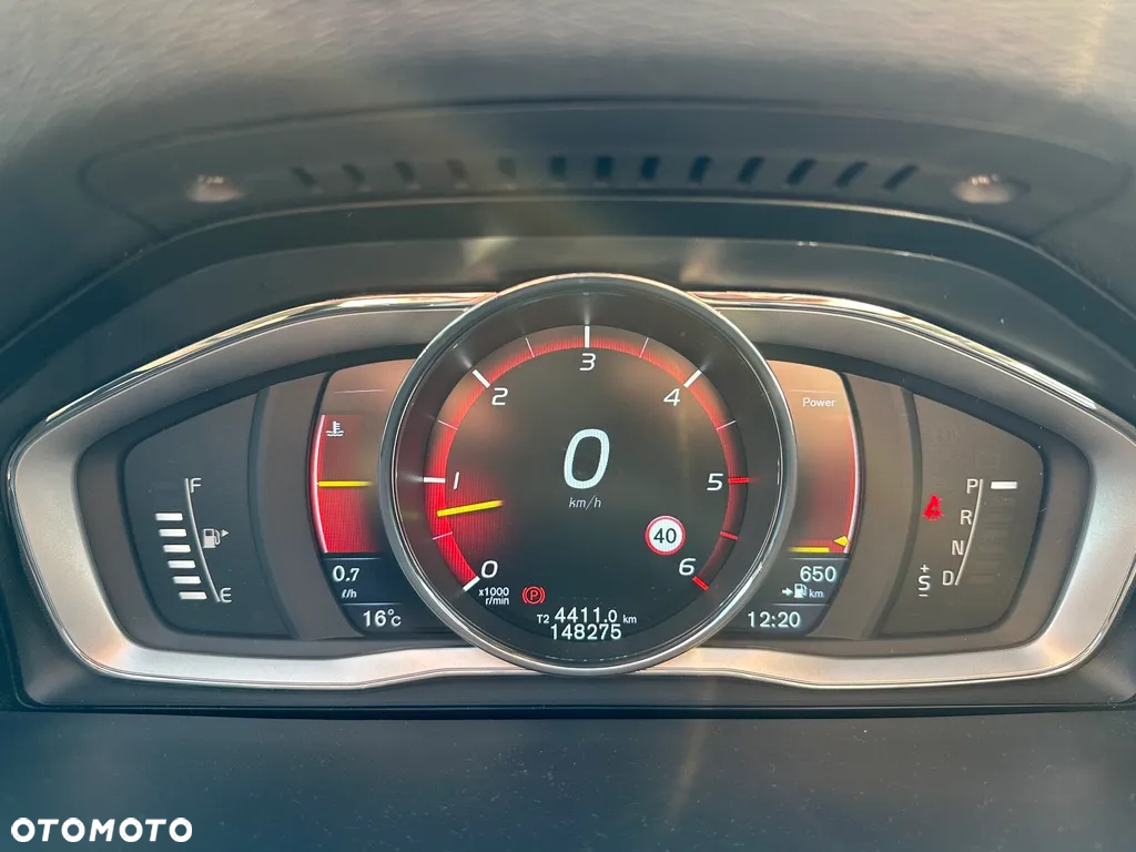 Volvo V60 D5 AWD Summum - 22