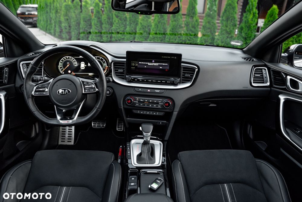 Kia ProCeed 1.5 T-GDI DCT7 OPF GT LINE - 27