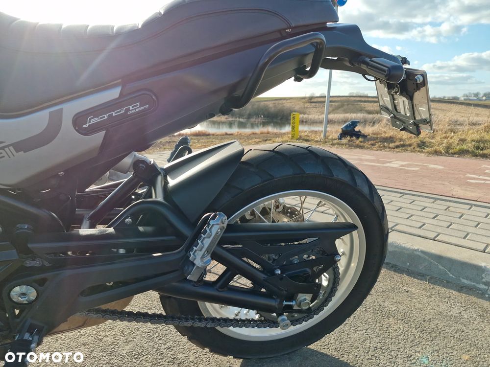 Benelli Leoncino Trail - 13