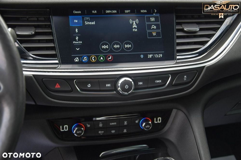 Opel Insignia - 25