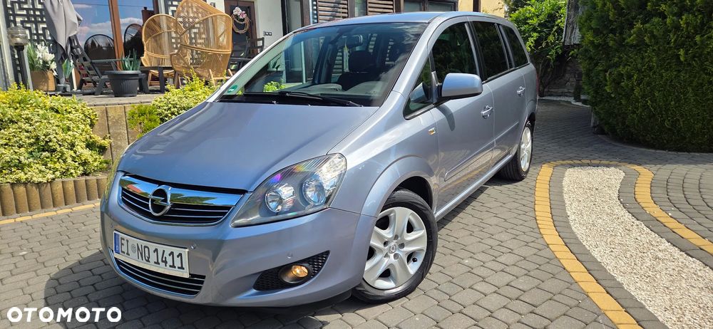 Opel Zafira 1.8 Elegance - 1