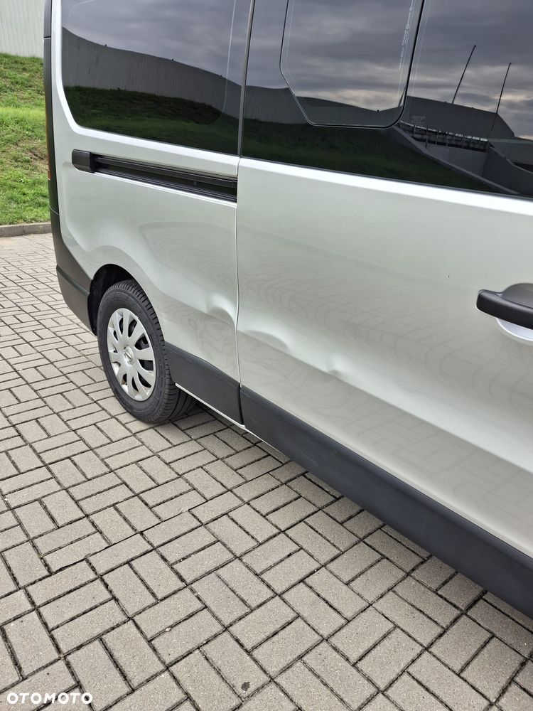 Nissan NV300 - 10