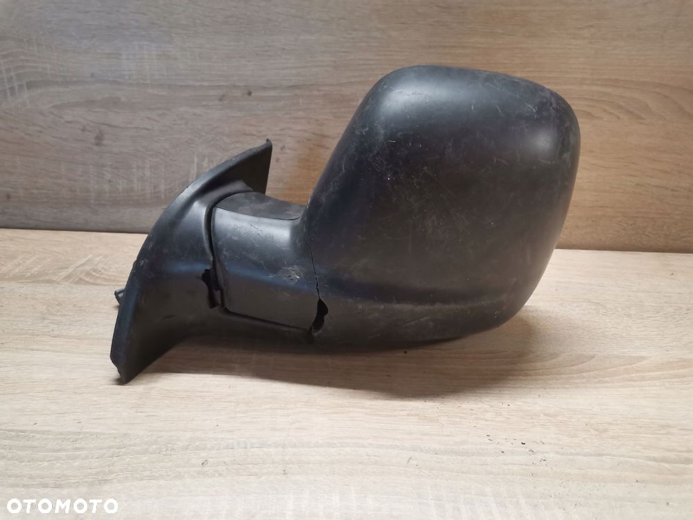 LUSTERKO LEWE CITROEN BERLINGO III opis