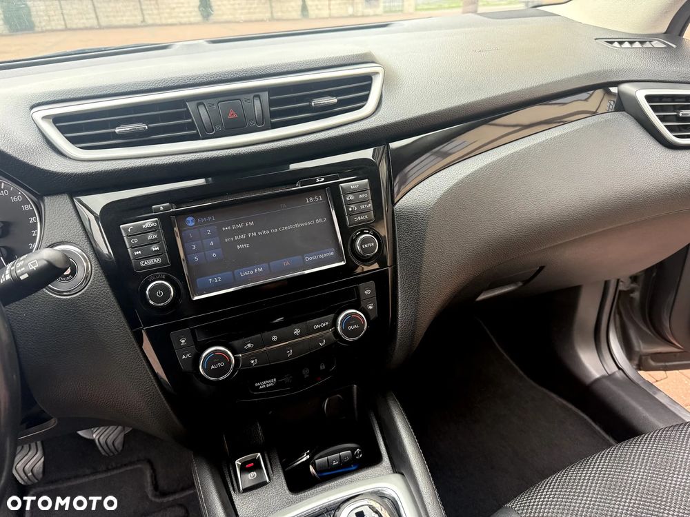 Nissan Qashqai 1.2 DIG-T Tekna - 14