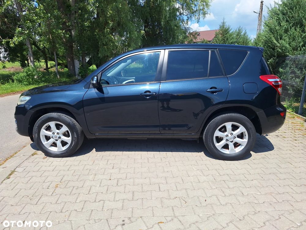 Toyota RAV4 - 3