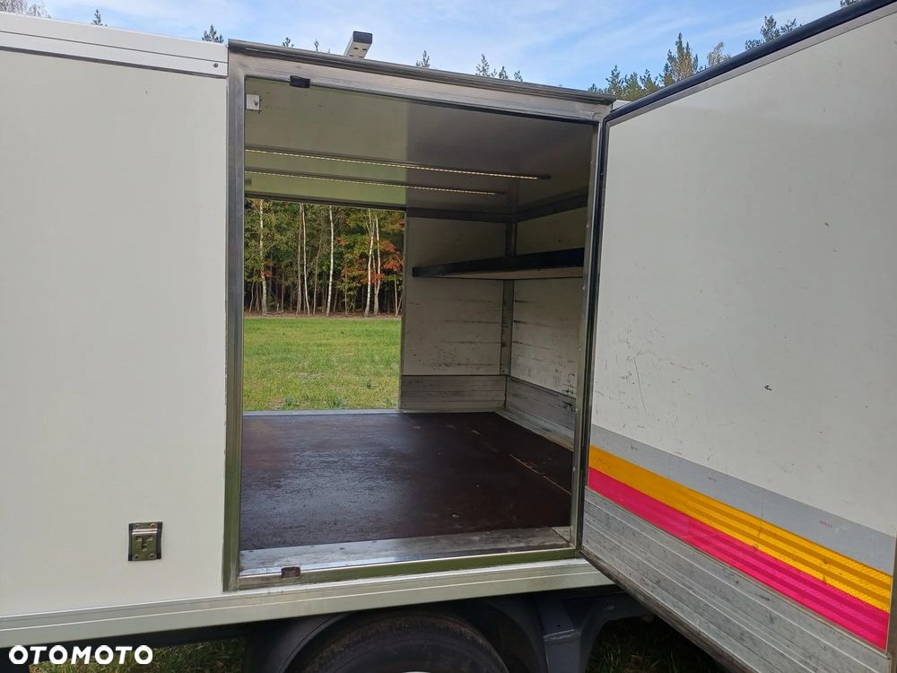 Volkswagen TRANSPORTER - 25