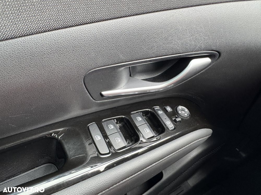 Hyundai Tucson 1.6 CRDi 48V-Hybrid 2WD DCT Select - 18