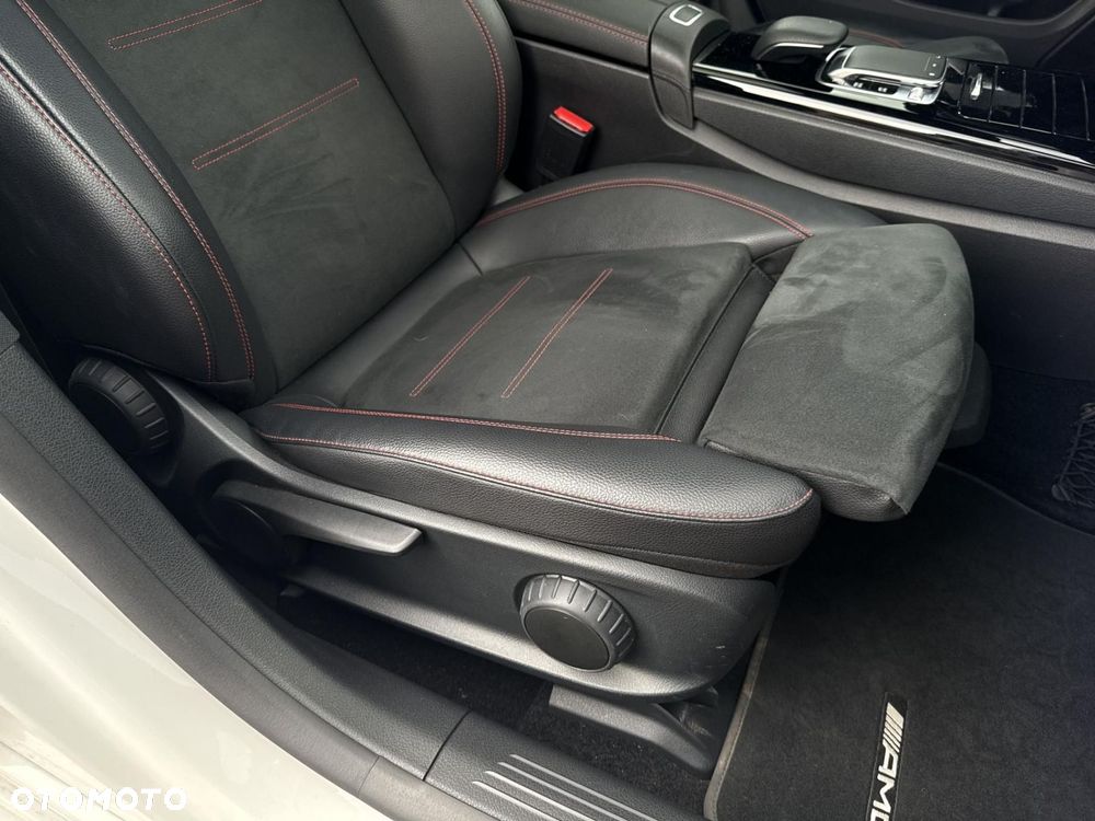 Mercedes-Benz CLA - 26