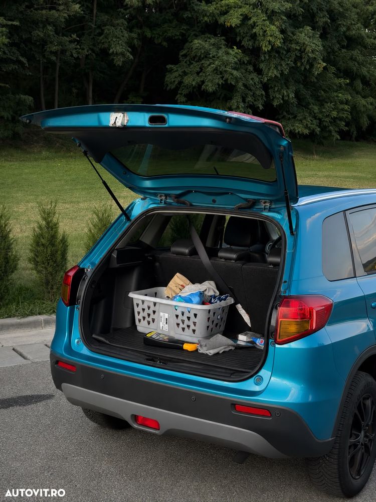 Suzuki Vitara 1.6 DDIS 4X4 Luxus Aut. - 23
