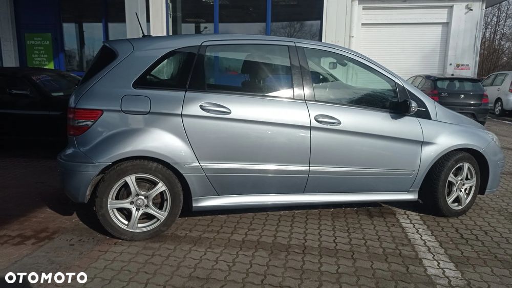 Mercedes-Benz Klasa B 180 CDI Special Edition - 13