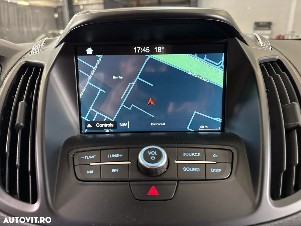 Ford Kuga - 19