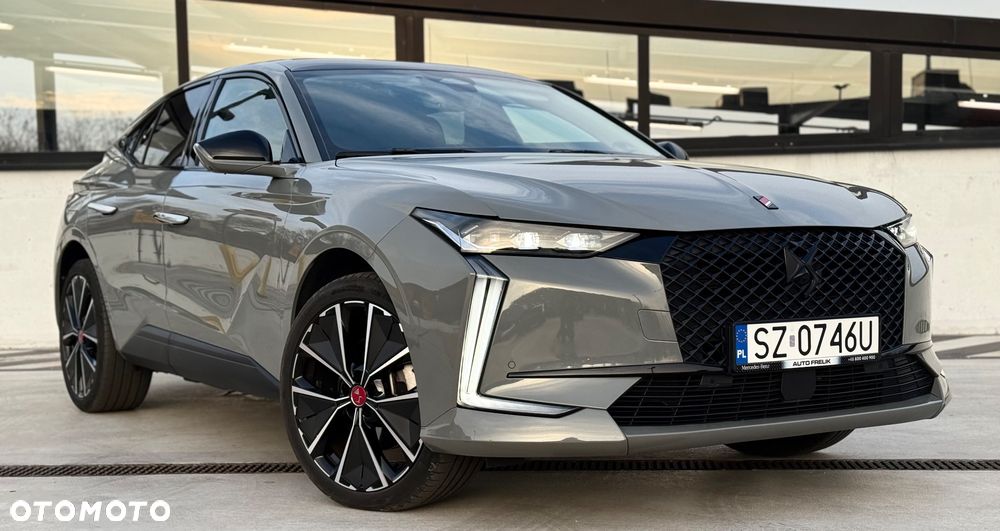 DS Automobiles DS 4 1.6 E-Tense Performance Line + - 6