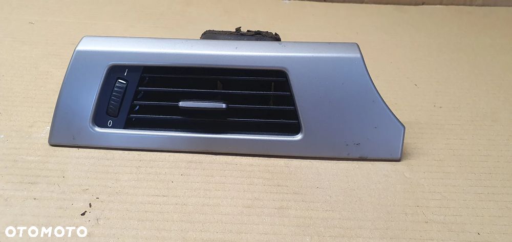 Kratka nawiewu powietrza lewa BMW 3 E91 9151165 - 1