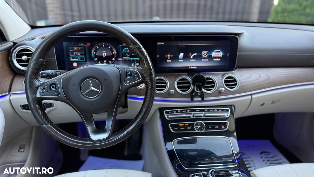 Mercedes-Benz E 220 d 4Matic T 9G-TRONIC Avantgarde - 15