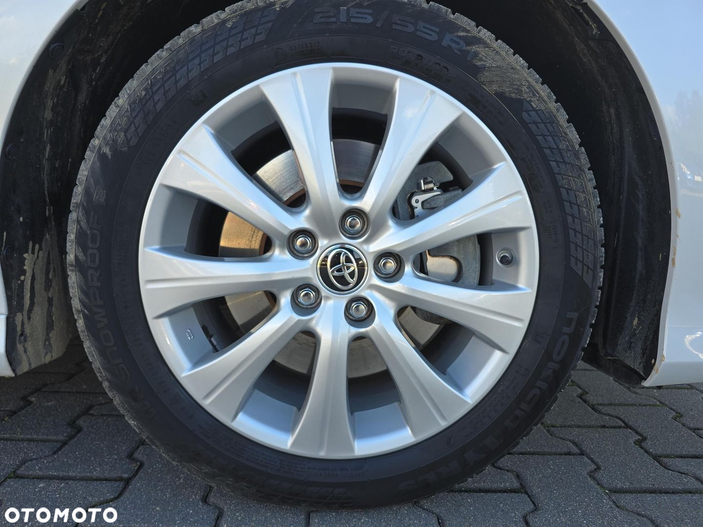 Toyota Camry 2.5 Hybrid Comfort CVT - 18