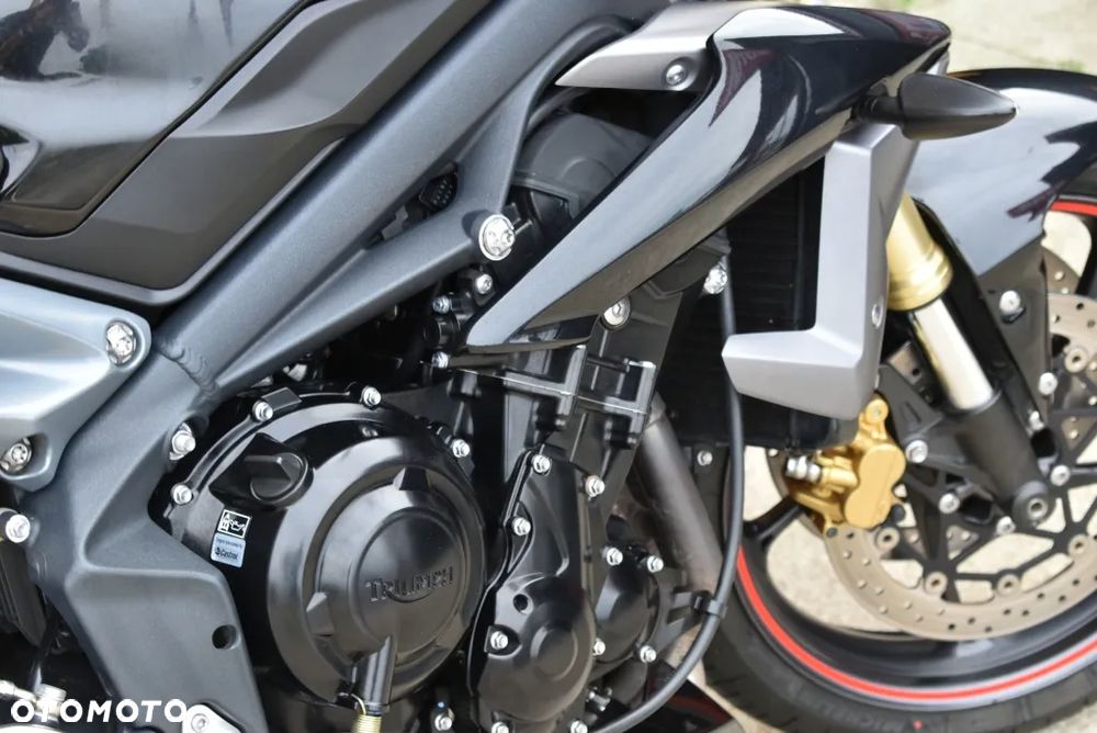 Triumph Street Triple - 34