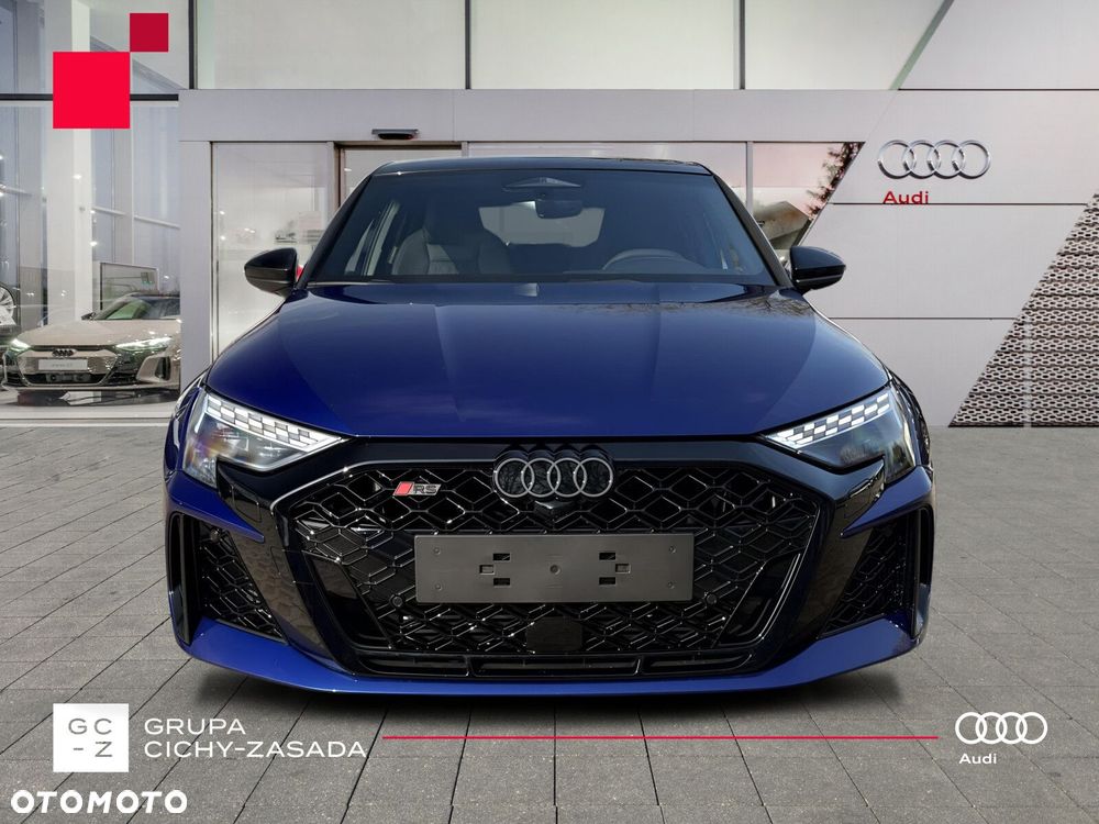 Audi RS3 Limousine - 8