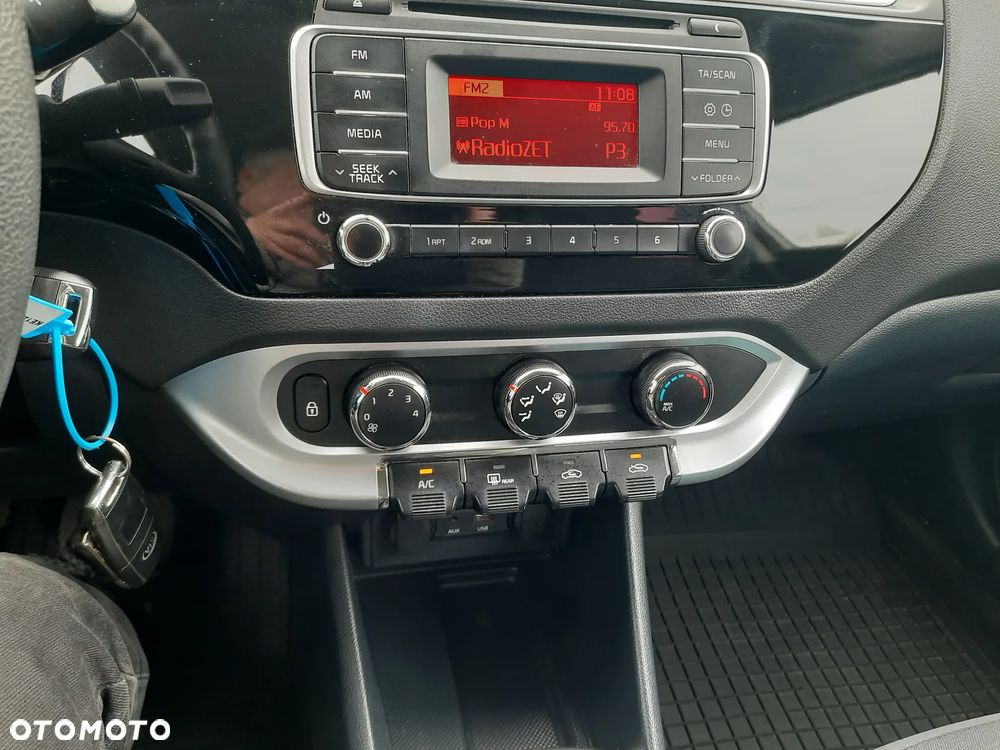 Kia Rio 1.2 M - 13
