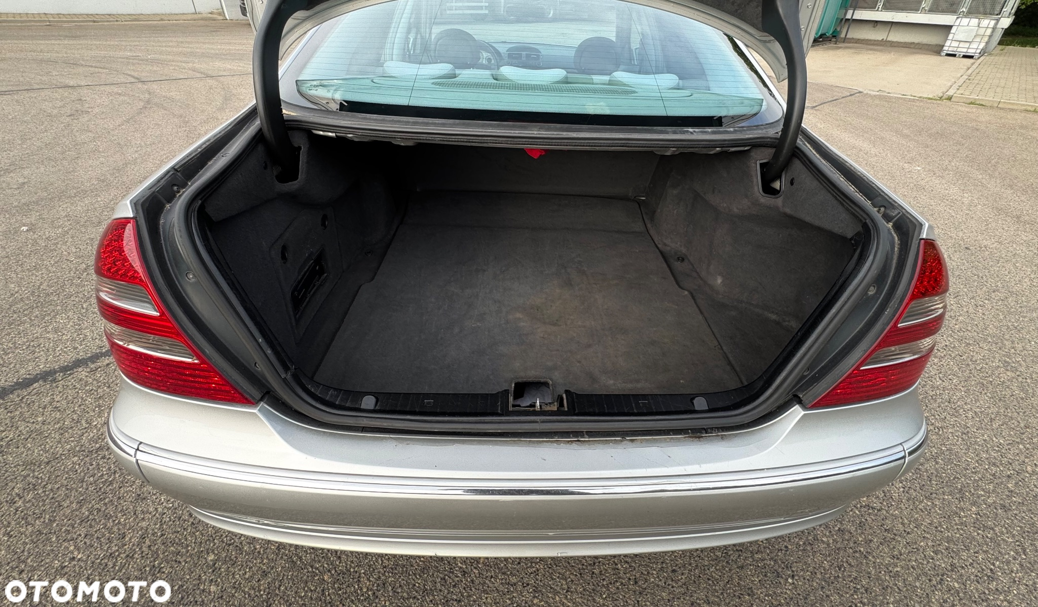 Mercedes-Benz Klasa E 270 CDI Avantgarde - 12