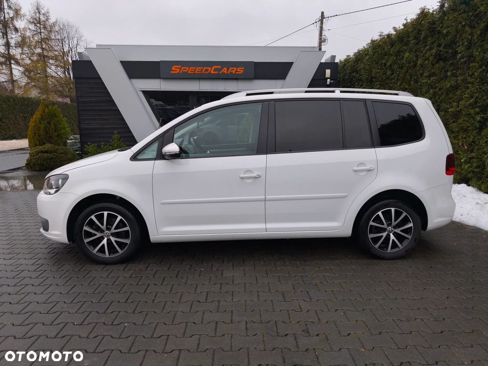 Volkswagen Touran - 5