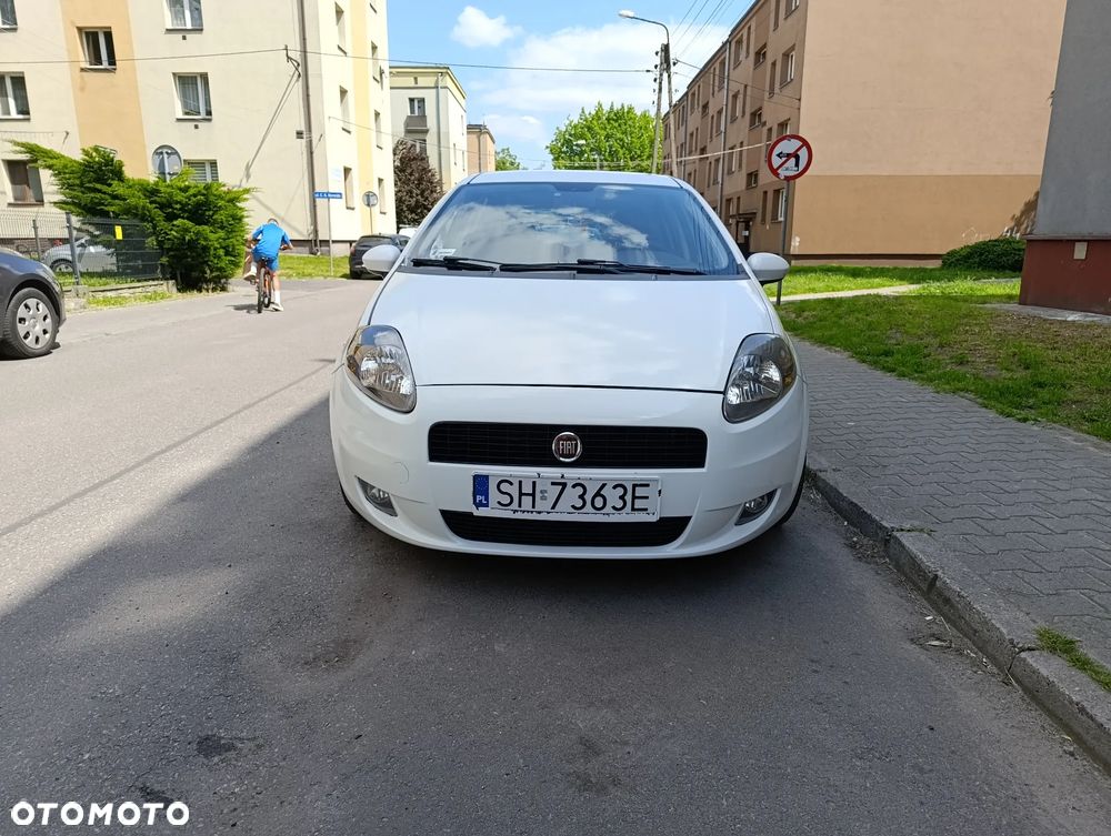 Fiat Grande Punto - 14