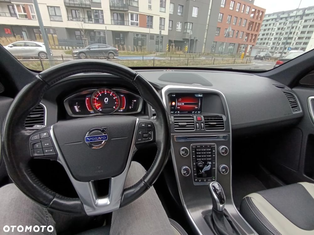 Volvo XC 60 T6 AWD Summum - 6