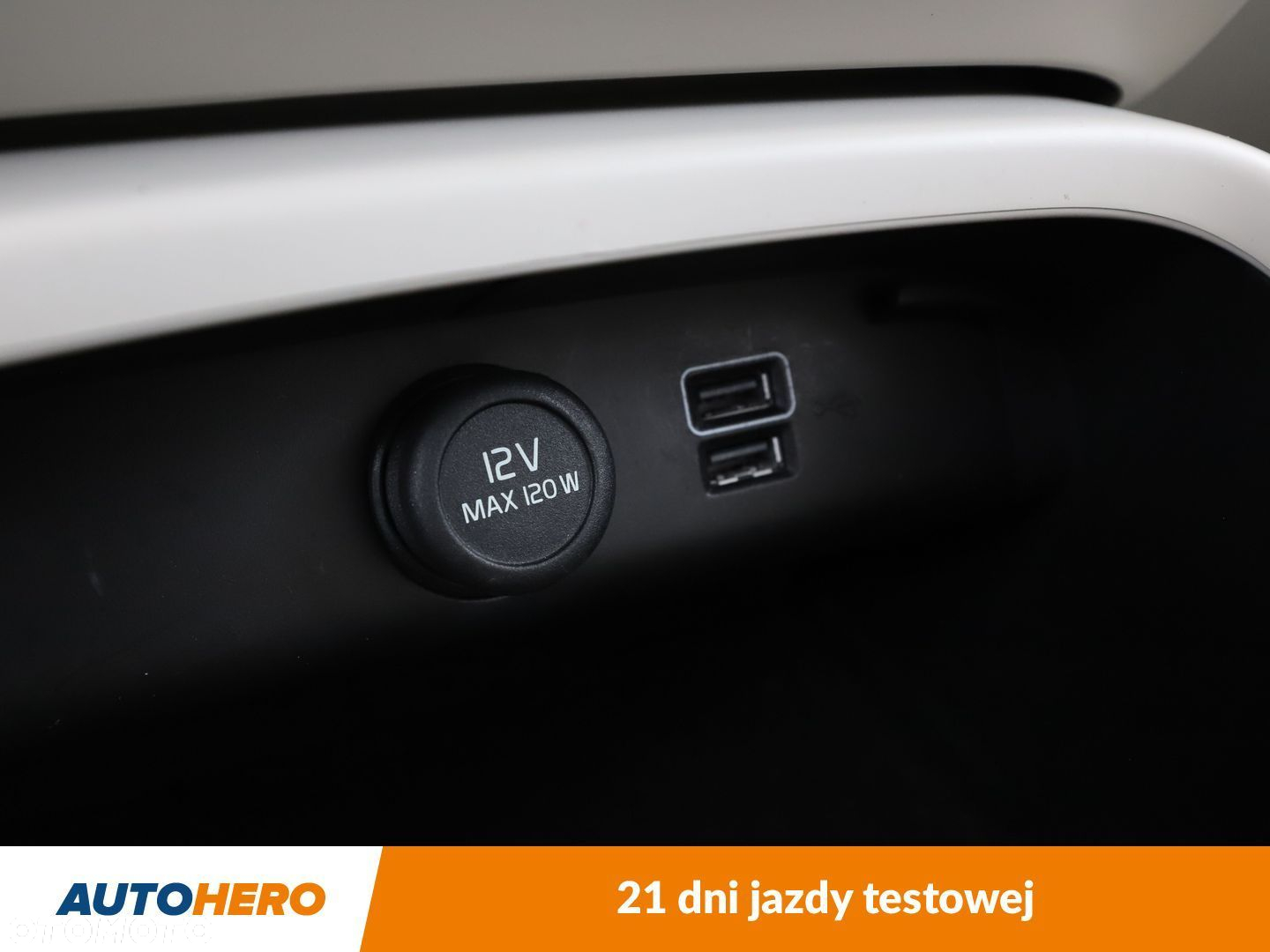 Volvo XC 40 - 28